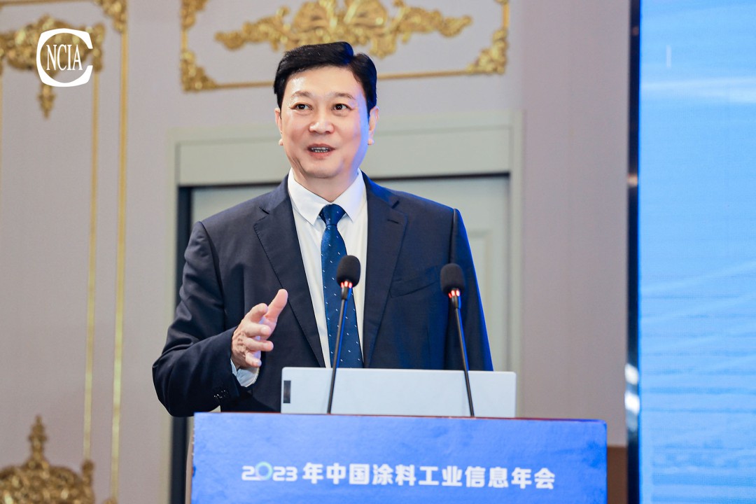 02中國(guó)涂料工業(yè)協(xié)會(huì)會(huì)長(zhǎng)劉普軍致辭2